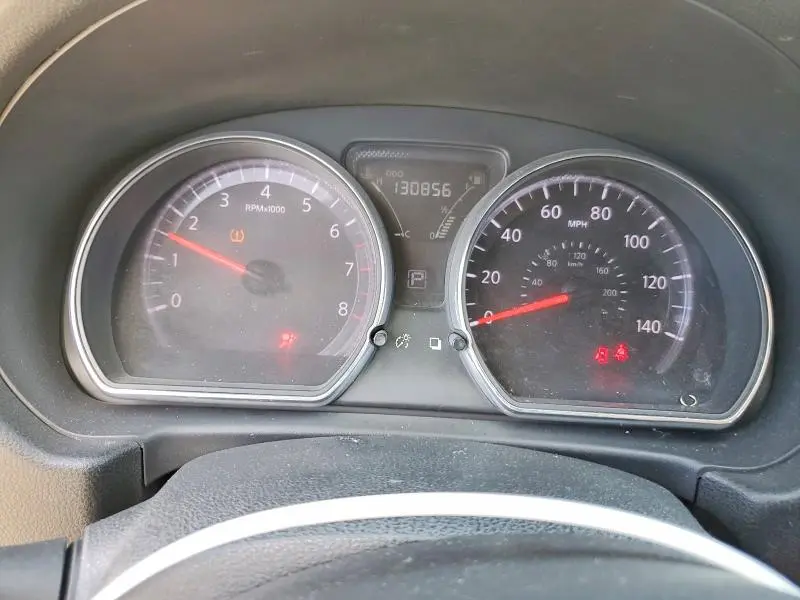 2015 NISSAN VERSA   