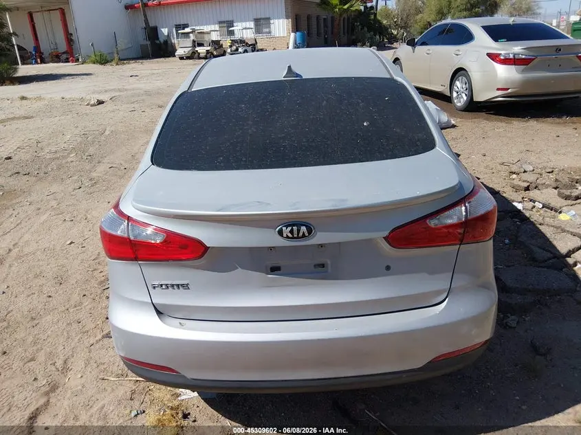 2015 KIA FORTE LX
