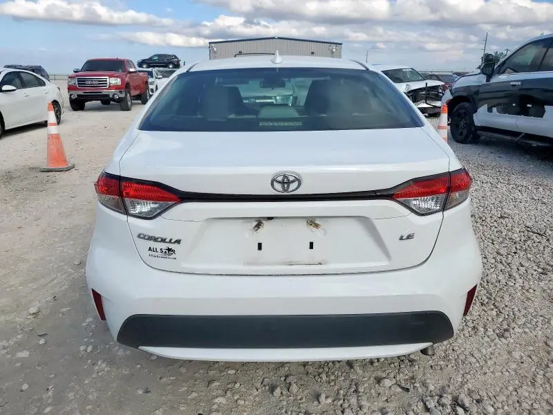 2022 TOYOTA COROLLA LE  