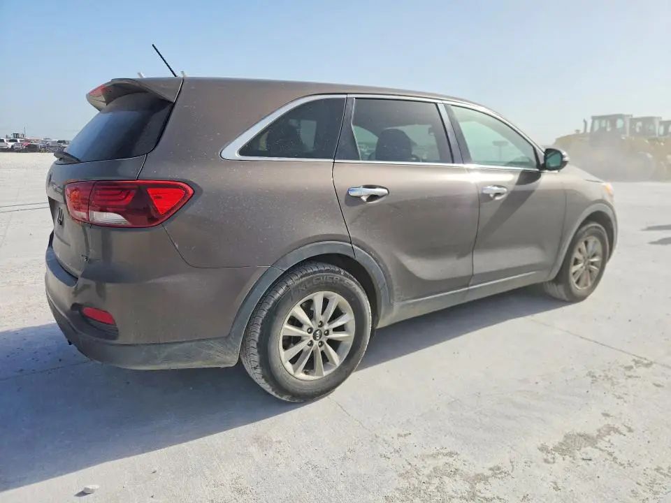 2019 KIA SORENTO LX V6  