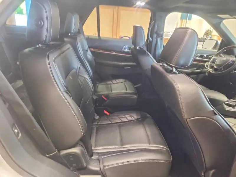 2019 FORD EXPLORER PLATINUM  