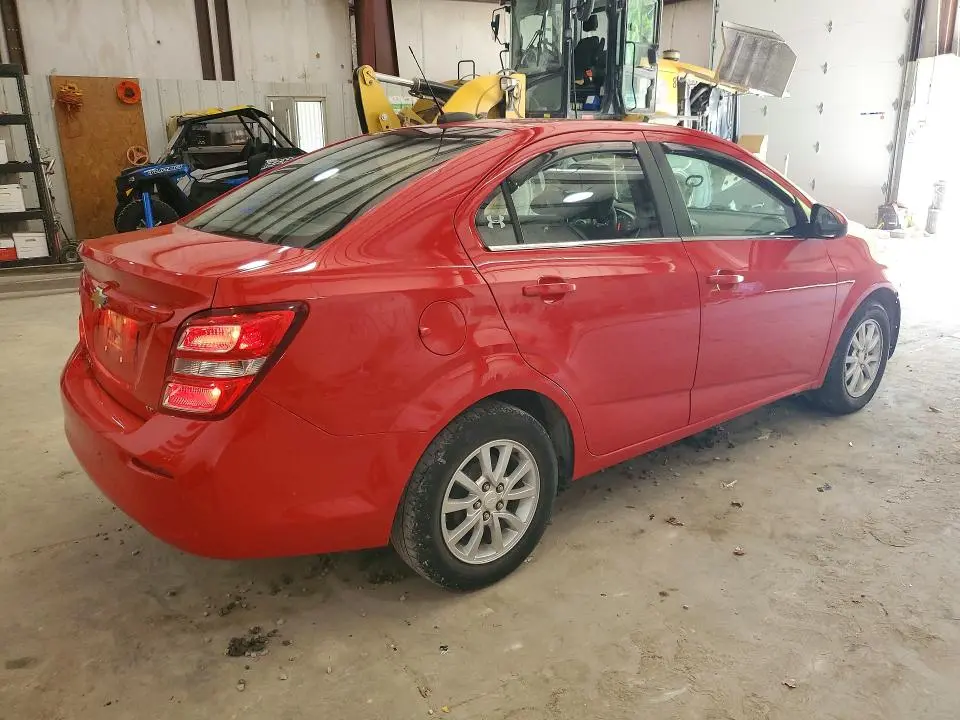 2020 CHEVROLET SONIC LT  