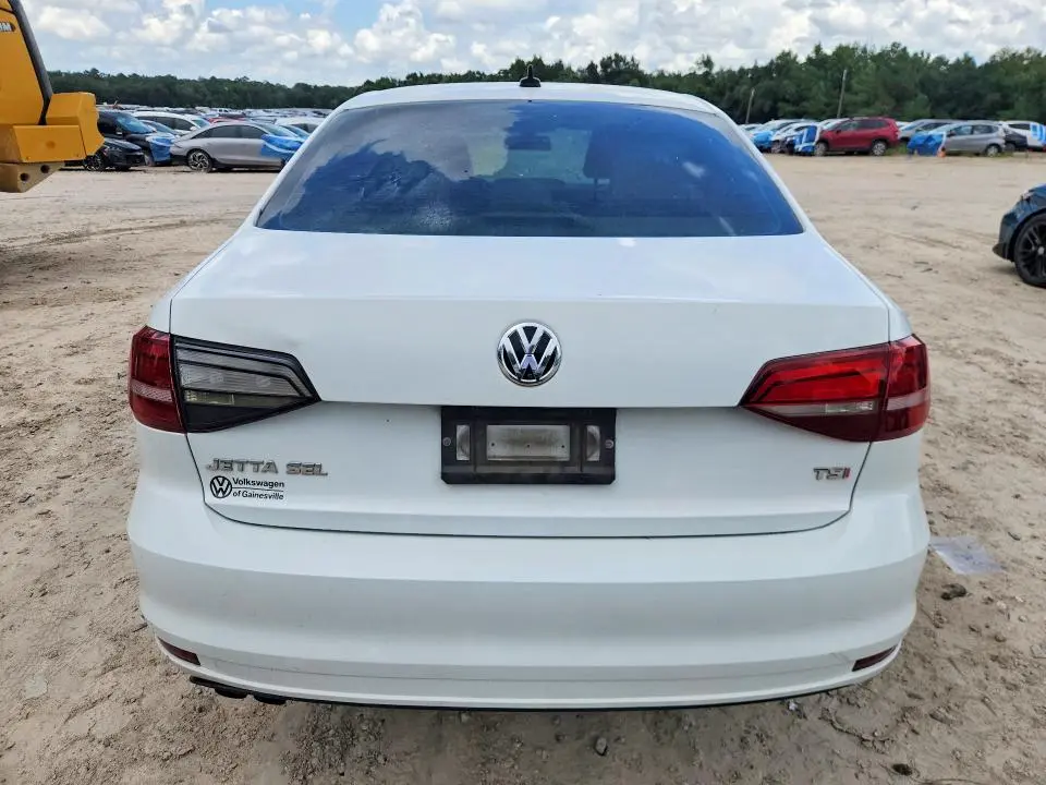2016 VOLKSWAGEN JETTA SEL  