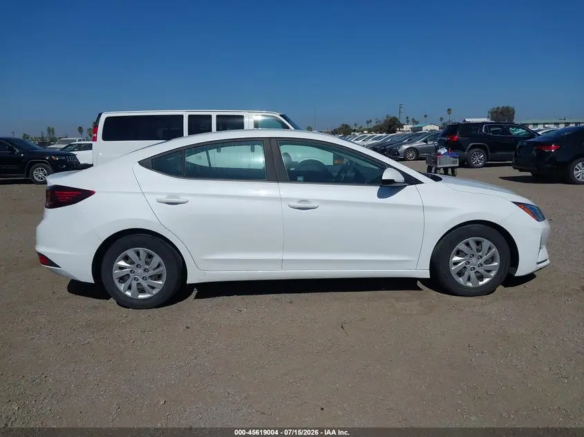 2020 HYUNDAI ELANTRA SE