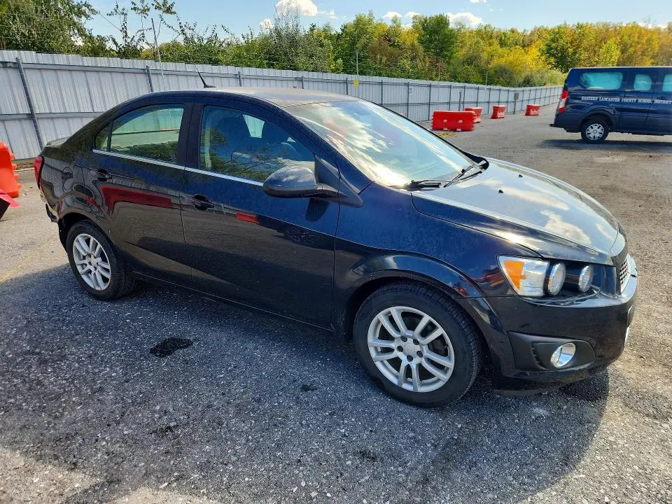 2013 CHEVROLET SONIC LT  