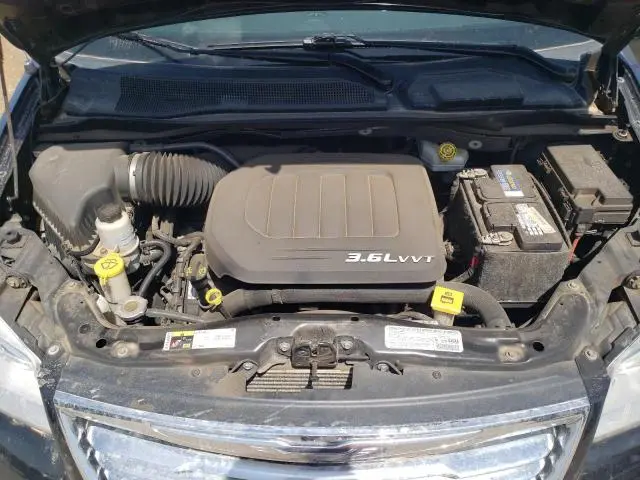 2013 CHRYSLER TOWN & COUNTRY TOURING L  