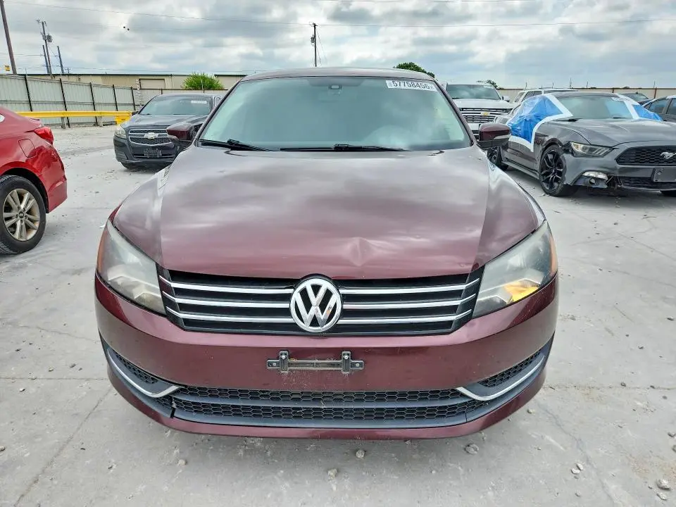 2014 VOLKSWAGEN PASSAT SE  