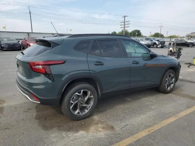 2025 CHEVROLET TRAX 1LT  