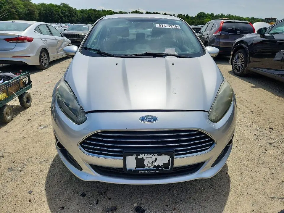 2017 FORD FIESTA SE  
