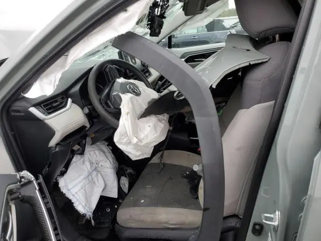 2021 TOYOTA RAV4 XLE  