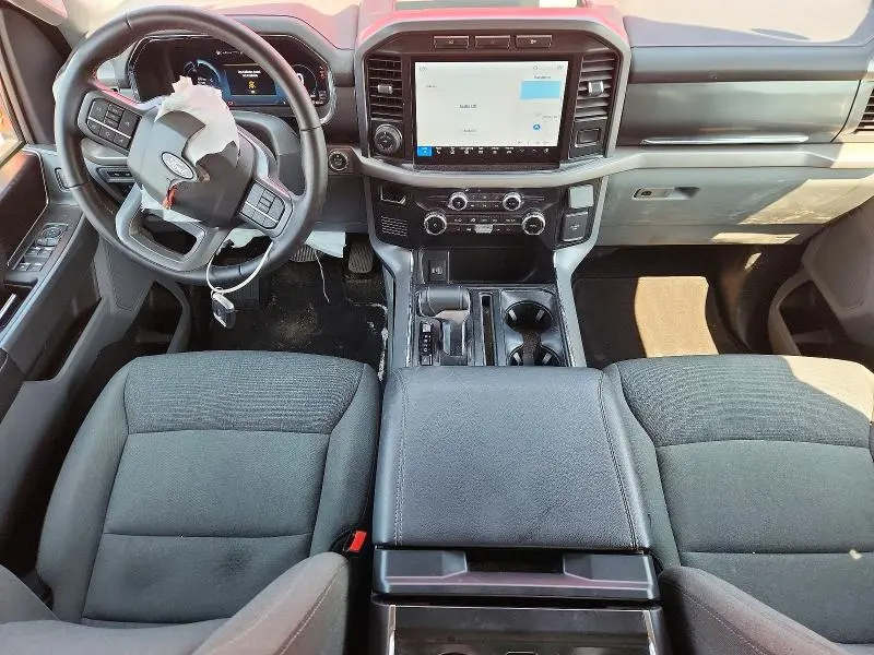 2024 FORD F150 LIGHTNING XLT  