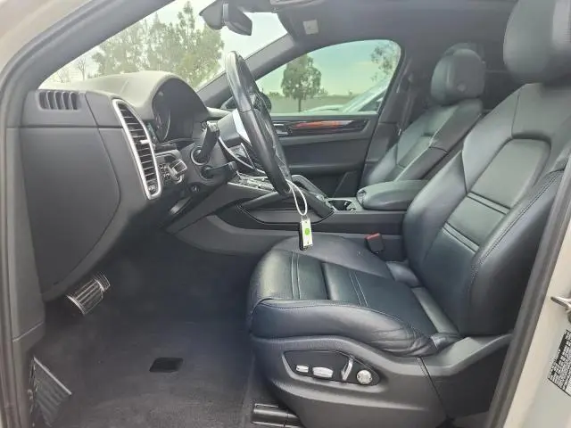 2020 PORSCHE CAYENNE S COUPE  