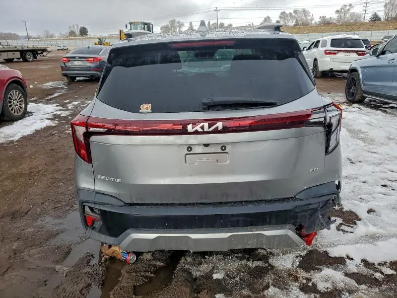 2024 KIA SELTOS EX  