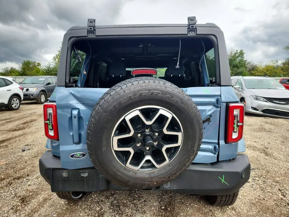2024 FORD BRONCO OUTER BANKS  