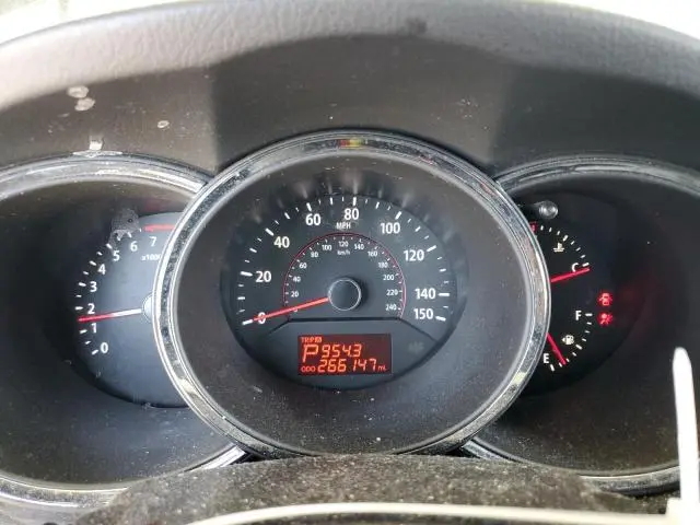 2011 KIA SORENTO BASE  