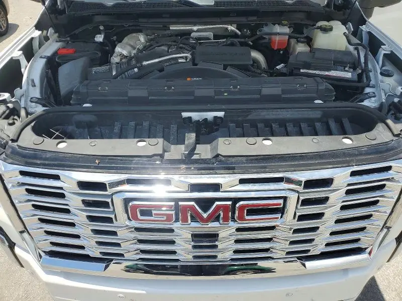 2024 GMC SIERRA   