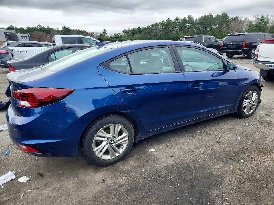 2020 HYUNDAI ELANTRA SEL  