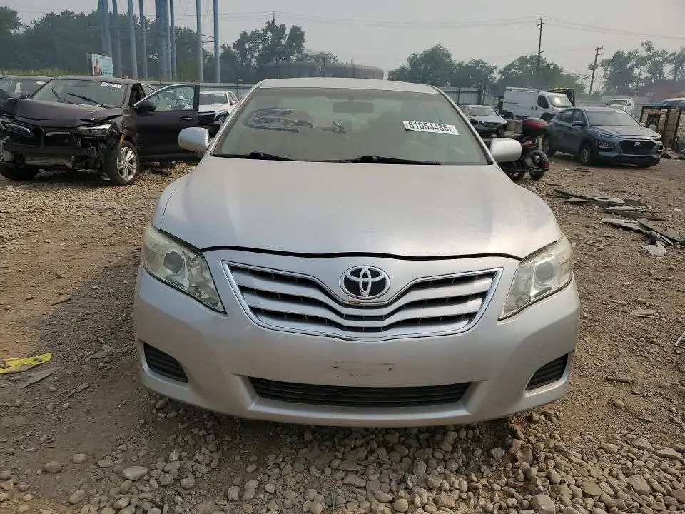 2011 TOYOTA CAMRY LE  