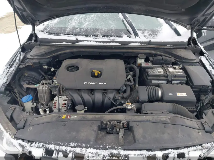 2017 HYUNDAI ELANTRA SE