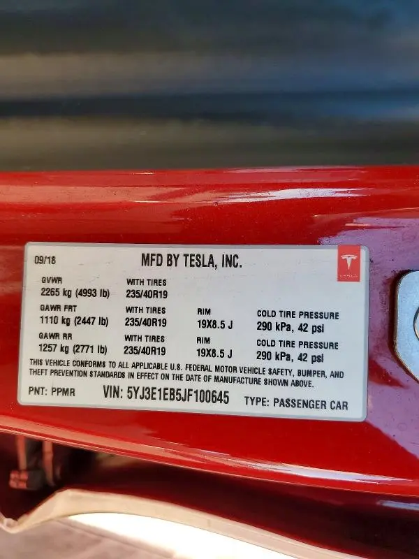 2018 TESLA MODEL 3   
