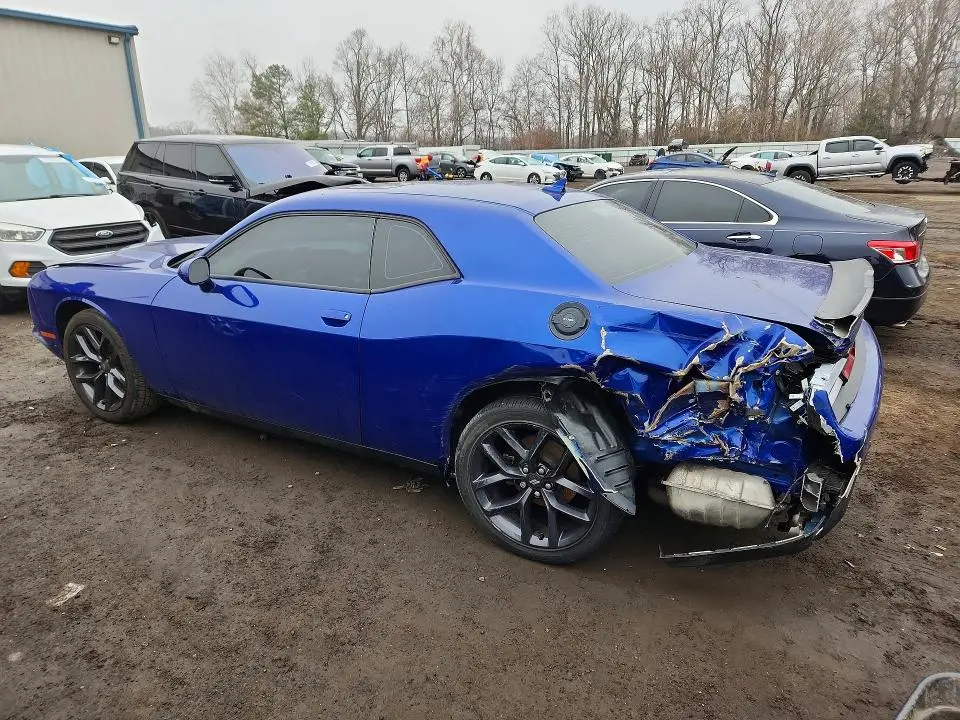 2021 DODGE CHALLENGER SXT  