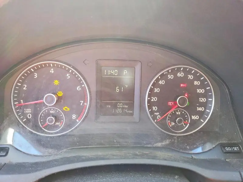 2010 VOLKSWAGEN JETTA LIMITED  