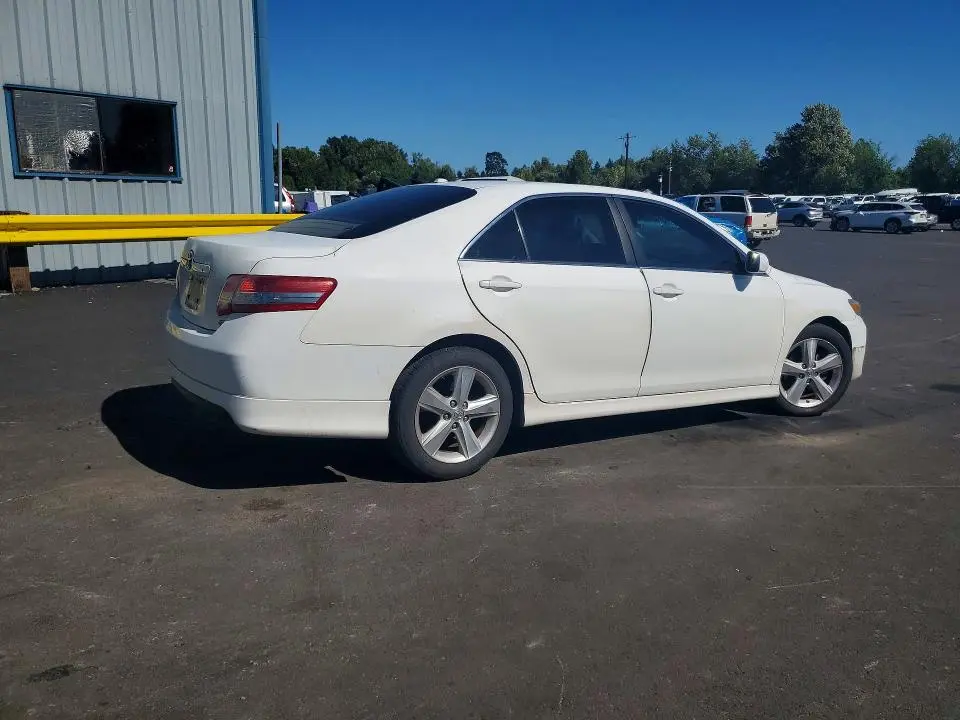2010 TOYOTA CAMRY   