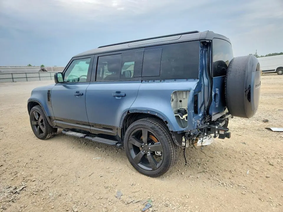 2026 LAND ROVER DEFENDER 110 X-DYNAMIC SE  