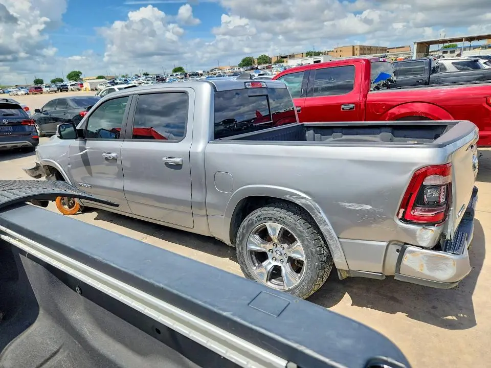 2019 RAM 1500 LARAMIE  