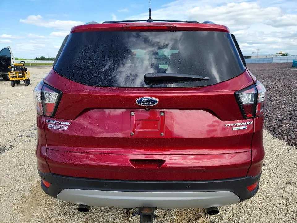 2017 FORD ESCAPE TITANIUM  