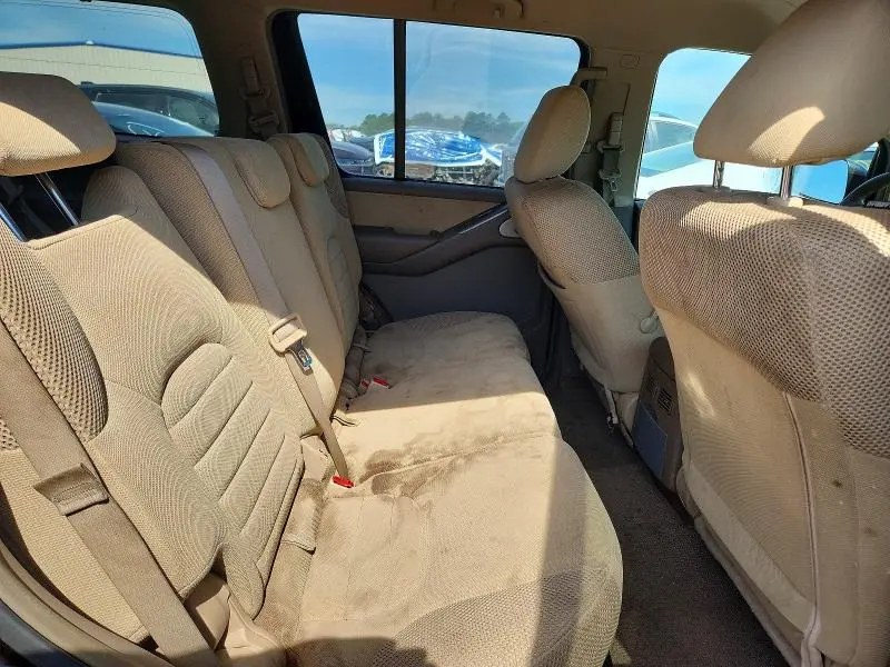 2011 NISSAN PATHFINDER S  
