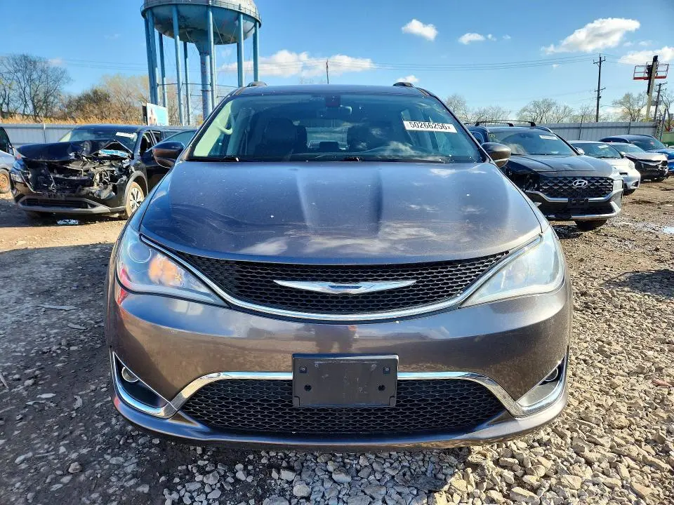 2017 CHRYSLER PACIFICA TOURING L PLUS  