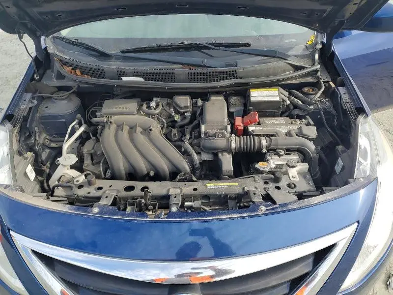 2018 NISSAN VERSA SV  