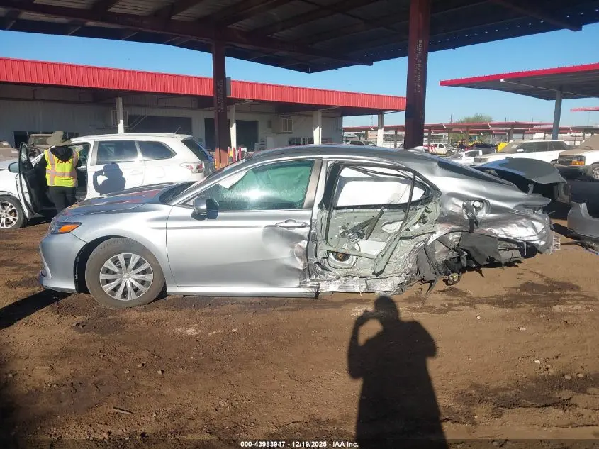 2023 TOYOTA CAMRY LE HYBRID