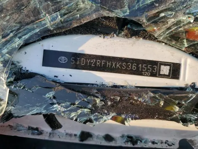 2019 TOYOTA HIGHLANDER LIMITED  