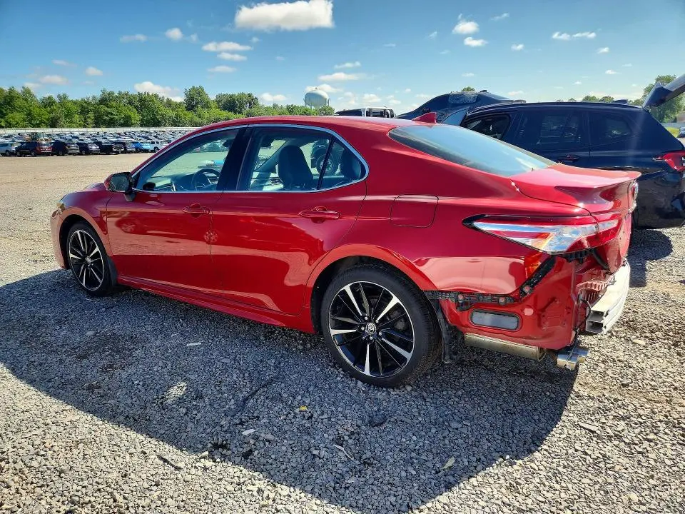 2020 TOYOTA CAMRY XSE  