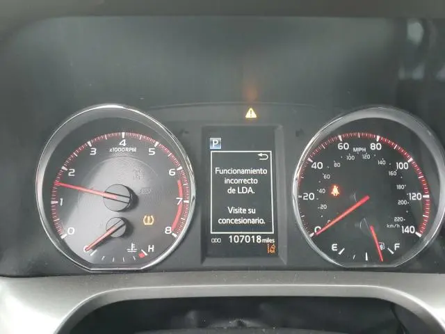 2017 TOYOTA RAV4 SE