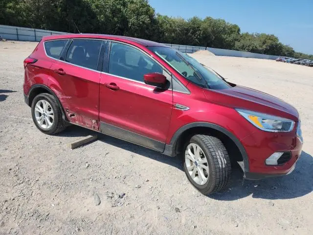 2019 FORD ESCAPE SE  