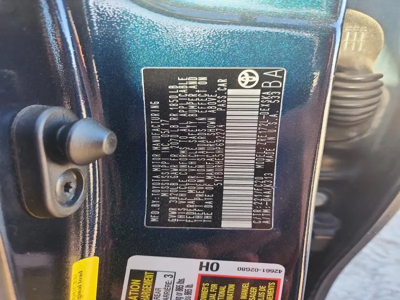 2017 TOYOTA COROLLA SE  