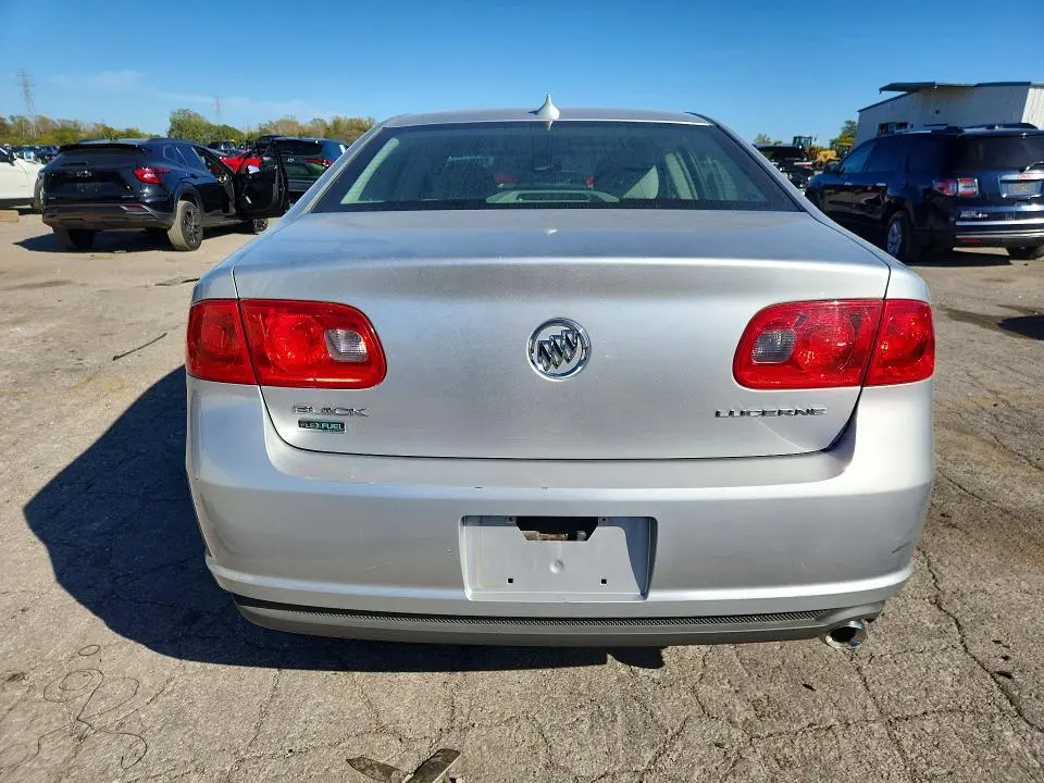 2010 BUICK LUCERNE CX  