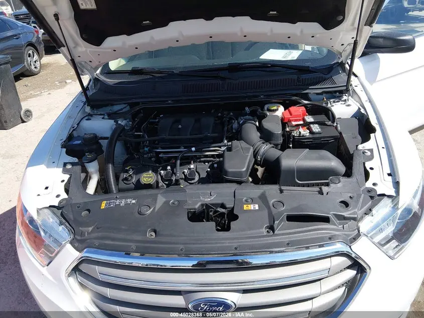 2018 FORD TAURUS SE