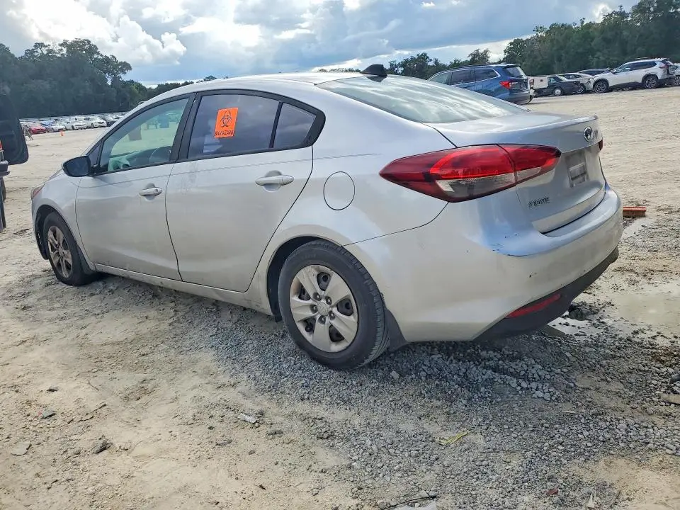 2018 KIA FORTE LX  
