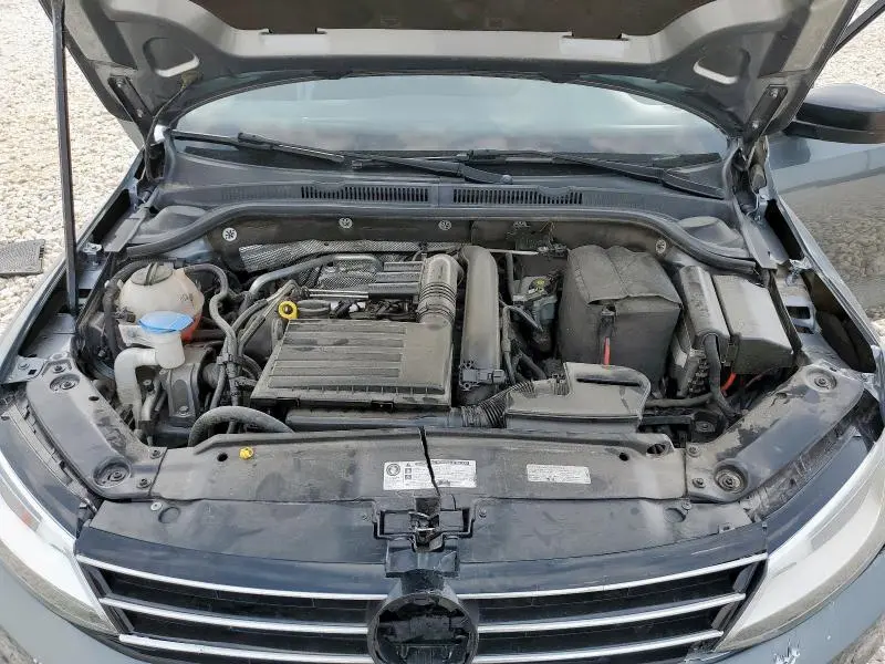 2016 VOLKSWAGEN JETTA SE  