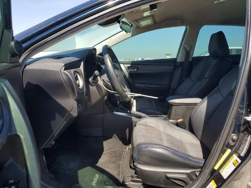 2019 TOYOTA COROLLA SE  