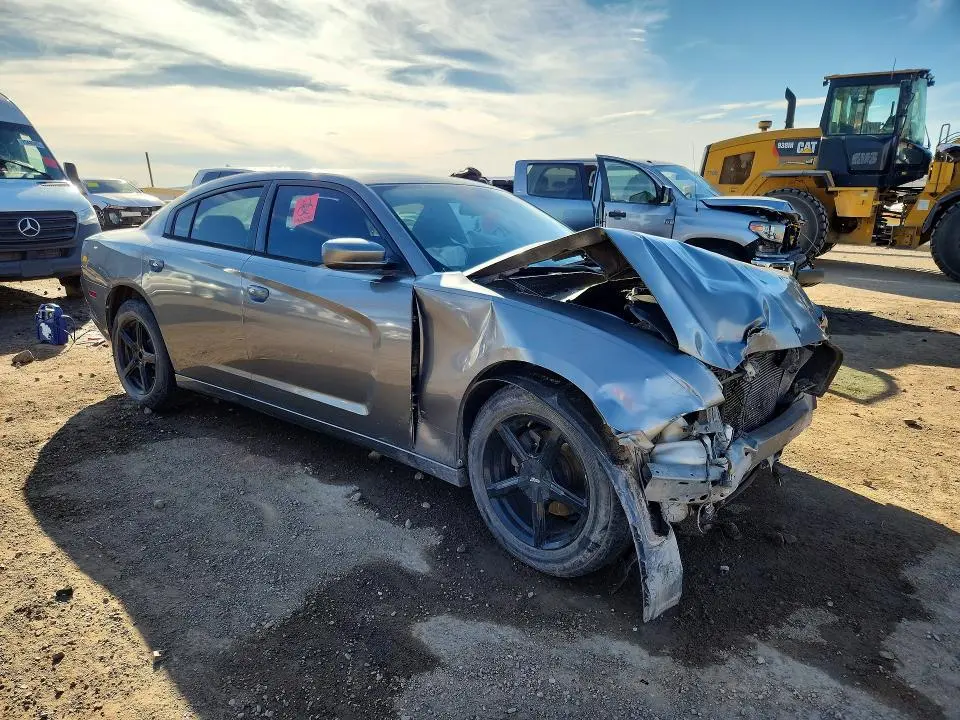 2012 DODGE CHARGER SE  