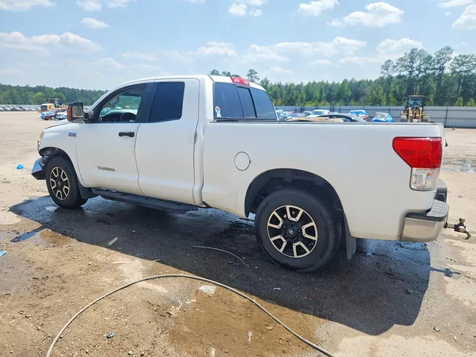 2011 TOYOTA TUNDRA DOUBLE CAB SR5  