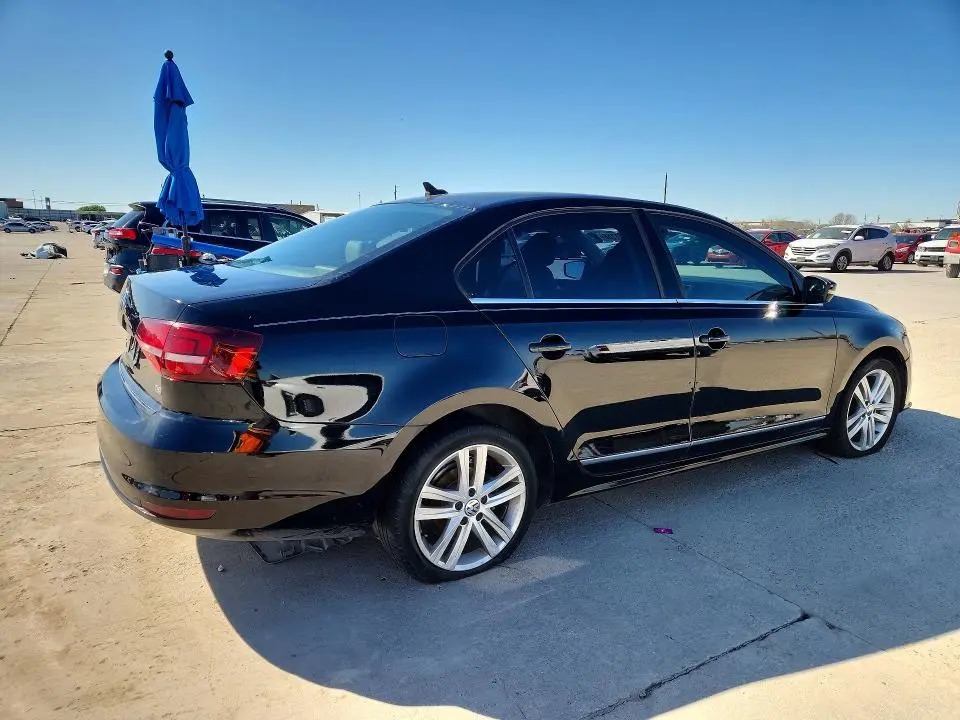 2017 VOLKSWAGEN JETTA SEL  