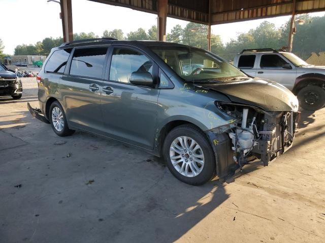 2012 TOYOTA SIENNA XLE