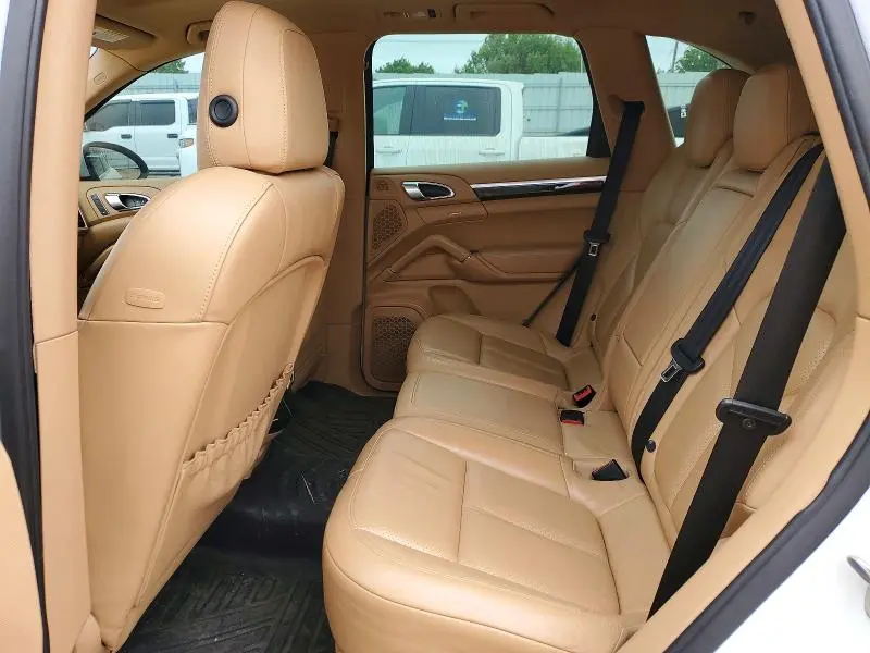 2012 PORSCHE CAYENNE   