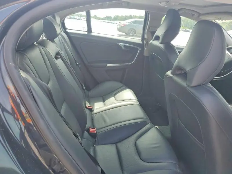 2014 VOLVO S60 T5  